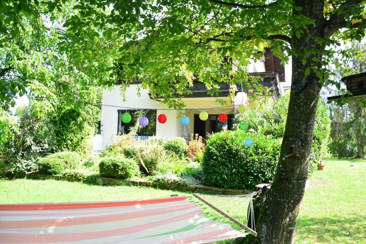 Haus Mit Garten オイゲンドルフ エクステリア 写真